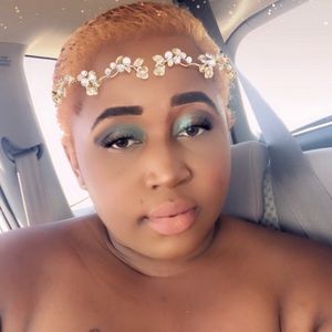 Meet your Posher, Vania